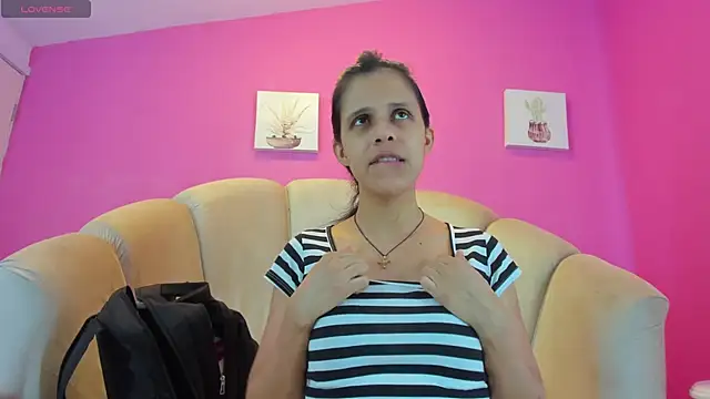 mitzukywinteer online show from February 16, 8:52 pm