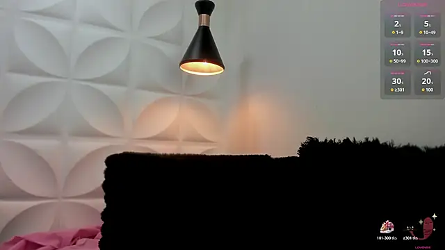 zaira skinny online show from April 17, 3:30 am