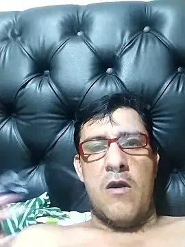 Juanstevan2724 online show from January 18, 4:09 am