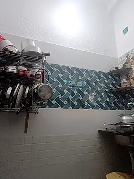 Hot-Tinaa online show from April 11, 2:39 am