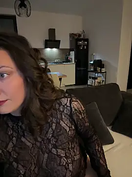 21tweetypie21 online show from February 11, 2:15 am