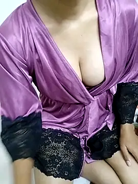 hotpooja1 online show from March 21, 8:19 am