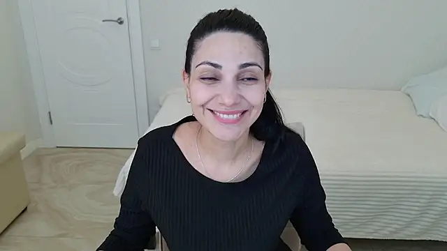 LovelyBeatrice online show from March 10, 11:03 am