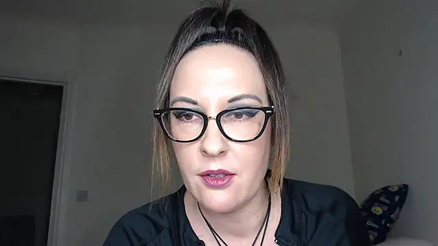 PsychicDominatrix online show from January 31, 7:11 pm