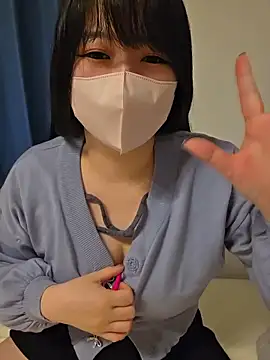 Sakura1229  online show from March 25, 7:00 am