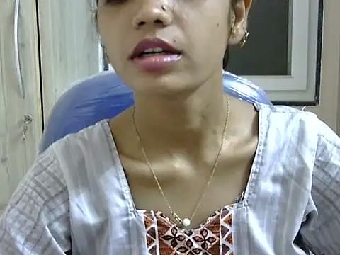 Kulsum S online show from March 28, 12:59 pm