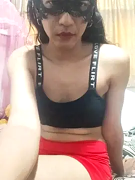 LillyRosh online show from April 17, 8:38 am