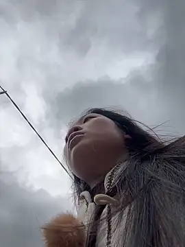 Lyn-be99 online show from February 2, 9:19 am