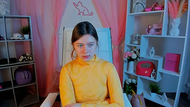 CelestineMauriac online show from February 13, 3:35 pm