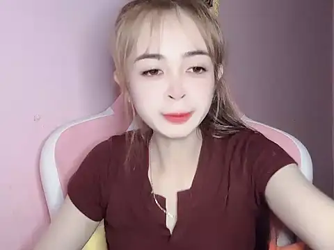 Emily031 online show from February 15, 5:12 pm