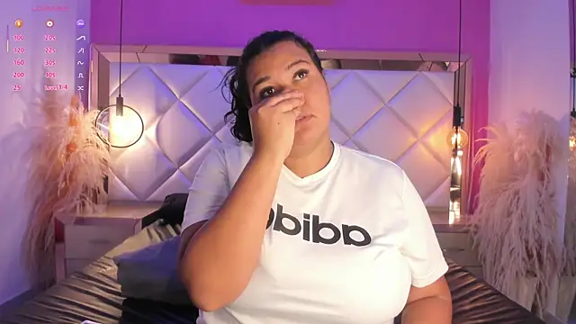 Dojaaiisha online show from March 25, 11:40 pm