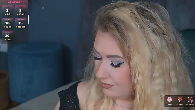 OndinaNoire online show from March 25, 8:45 pm