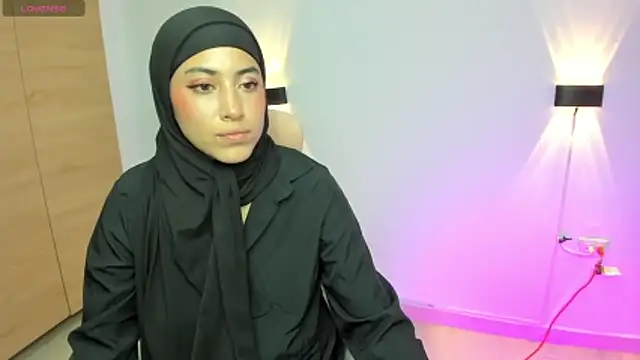 LAY LA  online show from April 14, 9:59 pm