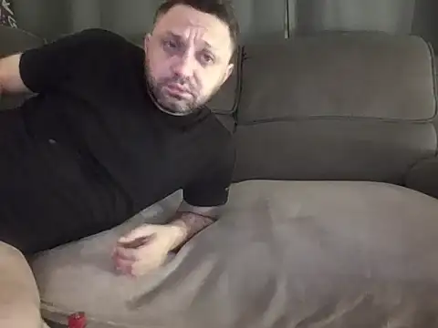 luchyanddaddy online show from February 14, 11:29 pm