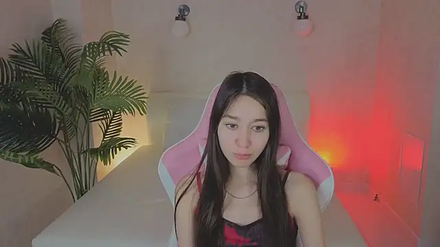 Nicole Brownie online show from June 2, 12:44 am