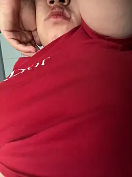 Puka2001 online show from April 6, 8:04 am