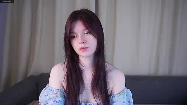 SelmaCarolfi online show from April 15, 1:50 am