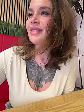 TattooGirlAlia online show from March 5, 8:59 pm