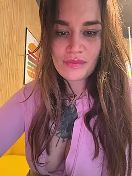 TattooGirlAlia online show from December 20, 1:04 pm