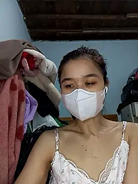 Daisy-lusia2026 online show from May 31, 8:20 am