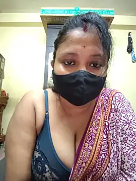 Curvy Trisha online show from June 12, 1:19 pm