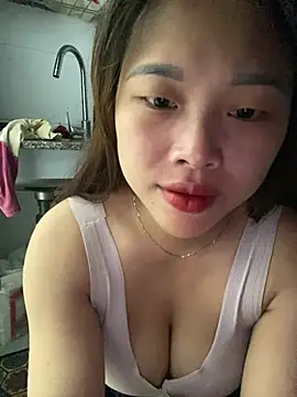 Emxinhka1 online show from August 7, 10:39 pm