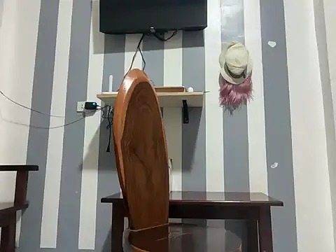 cutie mitchaslut69 online show from February 1, 4:17 pm