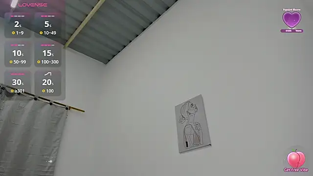 velvetluna  online show from February 3, 10:53 am