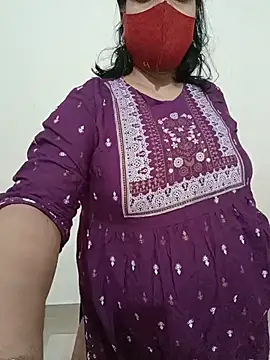 Ruby1hot2 online show from July 3, 5:46 am
