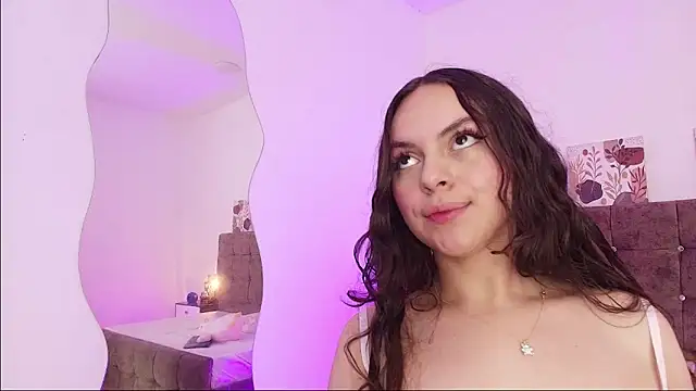 Annie bonnie  online show from April 1, 1:41 pm