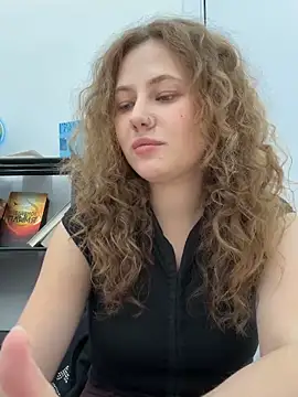 AsynaYuuki online show from March 28, 6:18 pm