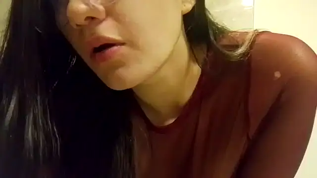 Sweett Dominik online show from February 25, 2:43 am