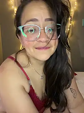 alisbloom online show from March 29, 5:17 am