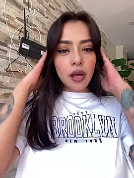 foxxy lover online show from February 11, 3:57 pm