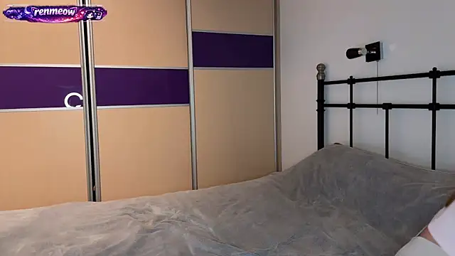 RenMeow online show from March 11, 7:05 pm