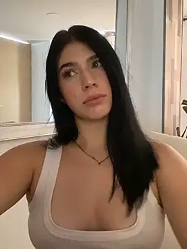  HannahFox  online show from May 6, 5:28 pm