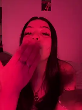 lolaaculaa online show from March 27, 3:41 am