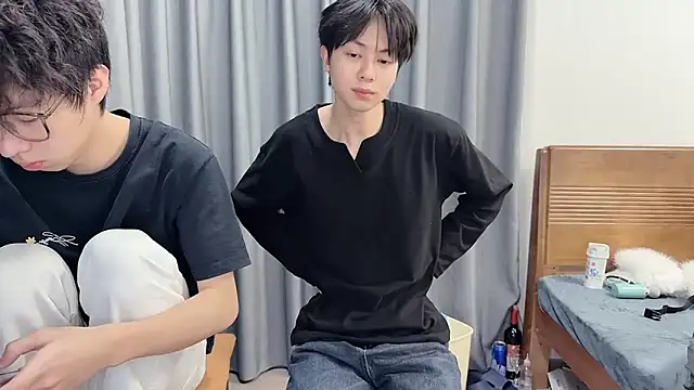 No 1MiaoMiao-Kk online show from February 2, 11:20 am