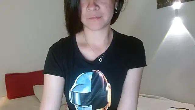 sensualstryp online show from June 10, 2:22 am