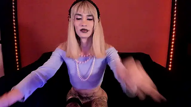 PervertedMissCloe online show from February 21, 4:35 am