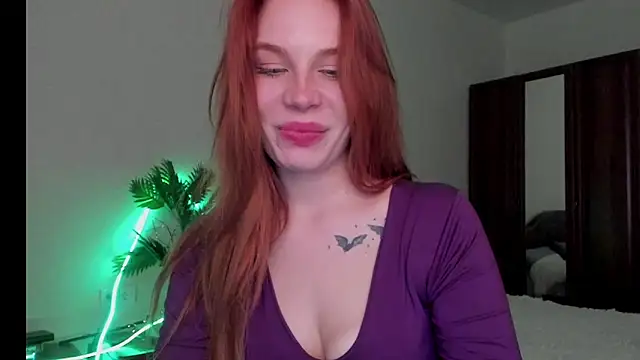 kelly love 222 online show from February 3, 7:13 am