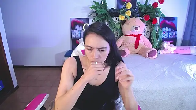 lika little0 online show from March 10, 9:41 pm