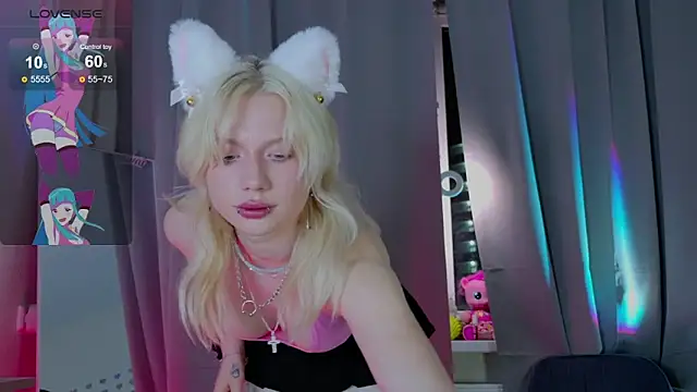 BladeSonya online show from March 20, 10:14 pm