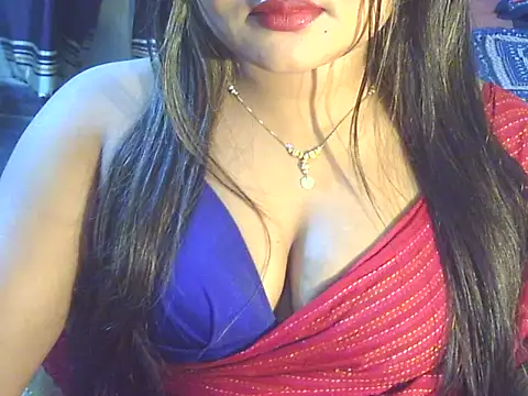 Nusrat Faria online show from February 28, 5:56 pm