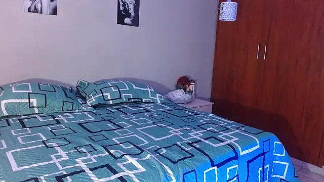 arianna rossi11 online show from April 13, 12:39 pm