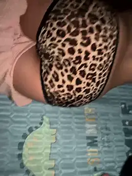 kimoanh102 online show from March 1, 4:29 pm