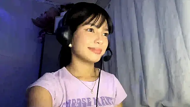 ConstancePorrini online show from February 6, 10:29 am