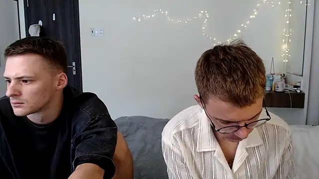 NikiKerryCum online show from May 22, 2:53 am
