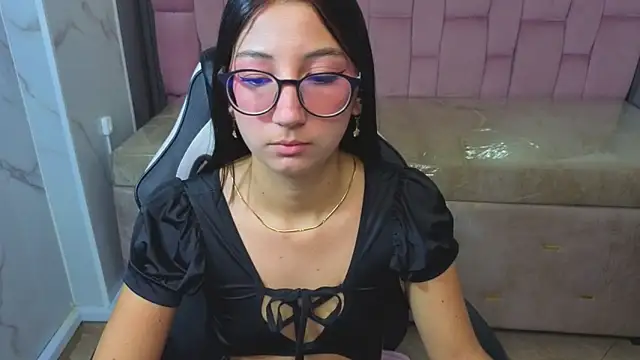 Sophie jones b online show from March 18, 1:38 pm