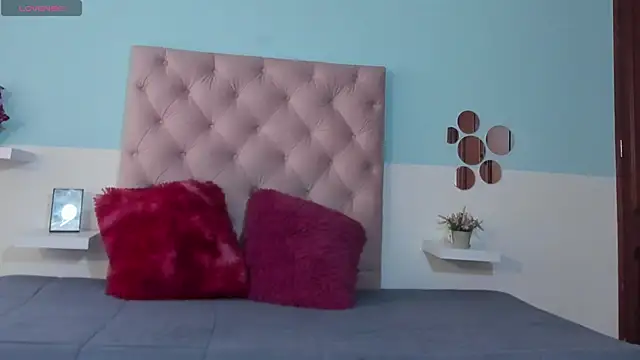 kendall hernandez online show from February 18, 2:16 pm